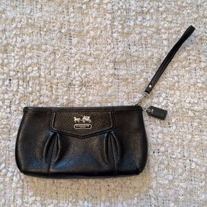 Vintage Coach black leather clutch